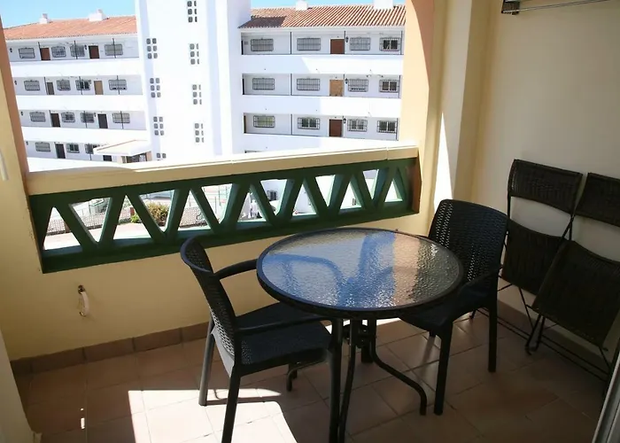 Con Vistas En 네르하